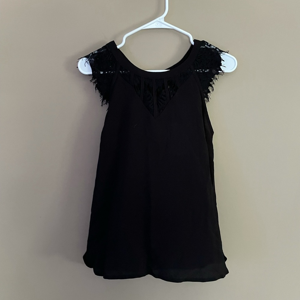 41 Hawthorn Jarred Lace Detail Cap-Sleeve Blouse